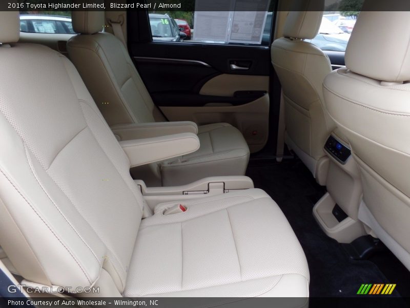 Blizzard Pearl / Almond 2016 Toyota Highlander Limited