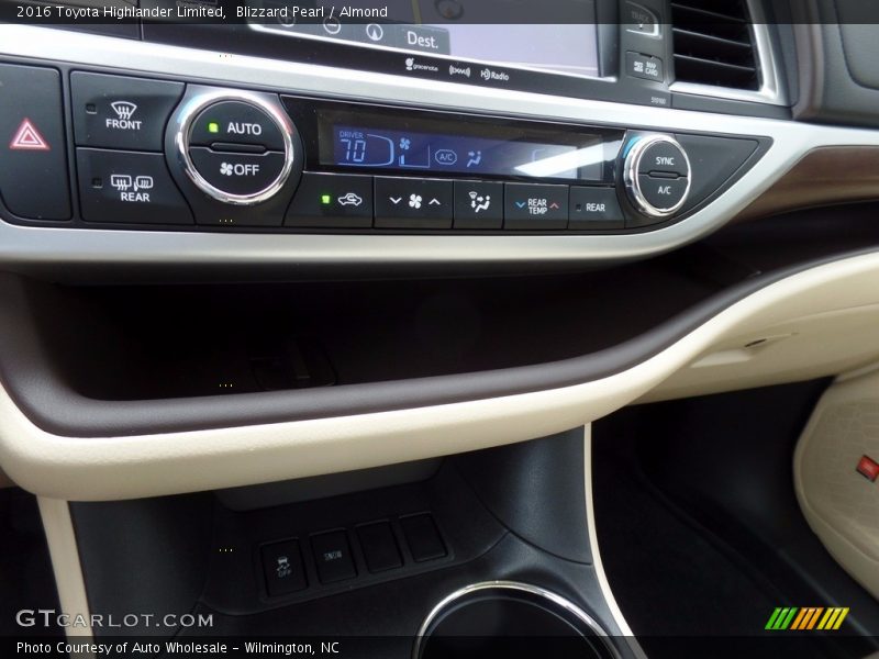 Blizzard Pearl / Almond 2016 Toyota Highlander Limited
