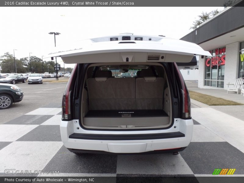 Crystal White Tricoat / Shale/Cocoa 2016 Cadillac Escalade Luxury 4WD