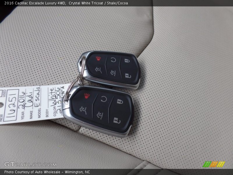 Crystal White Tricoat / Shale/Cocoa 2016 Cadillac Escalade Luxury 4WD