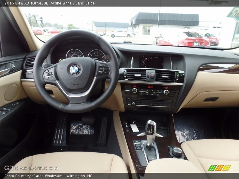 Alpine White / Sand Beige 2016 BMW X3 sDrive28i