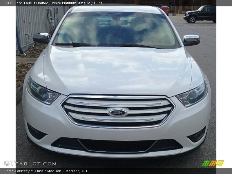 White Platinum Metallic / Dune 2015 Ford Taurus Limited