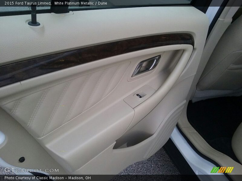 White Platinum Metallic / Dune 2015 Ford Taurus Limited