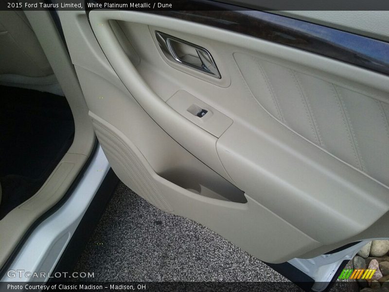 White Platinum Metallic / Dune 2015 Ford Taurus Limited