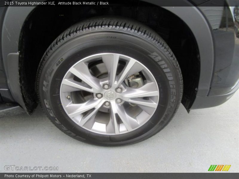 Attitude Black Metallic / Black 2015 Toyota Highlander XLE