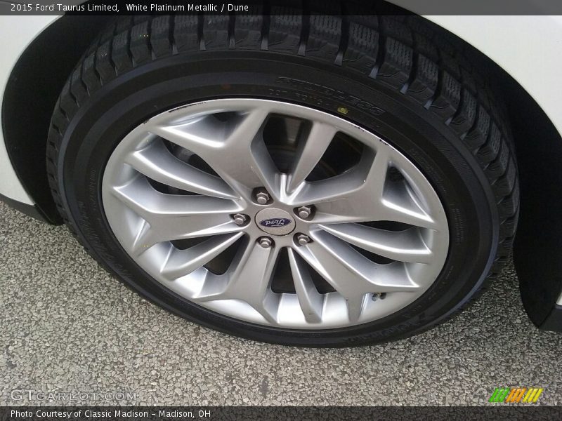 White Platinum Metallic / Dune 2015 Ford Taurus Limited
