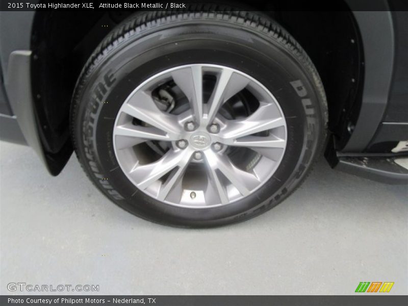 Attitude Black Metallic / Black 2015 Toyota Highlander XLE