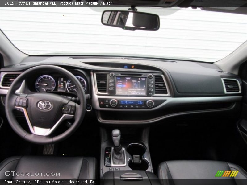 Attitude Black Metallic / Black 2015 Toyota Highlander XLE