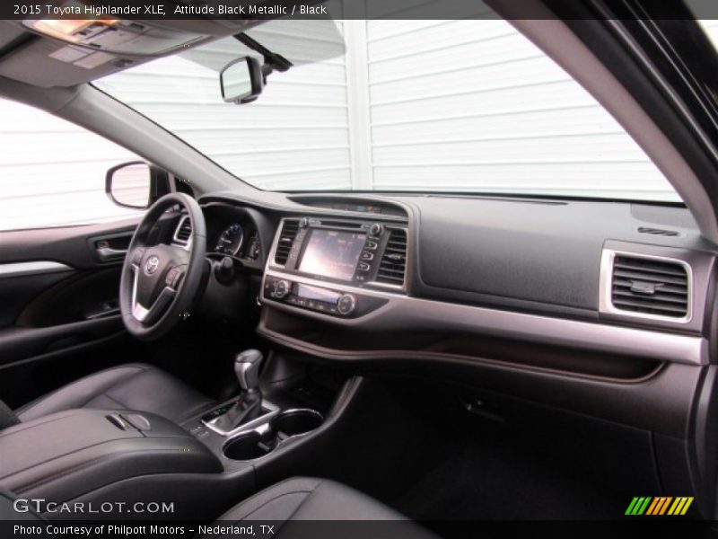 Attitude Black Metallic / Black 2015 Toyota Highlander XLE