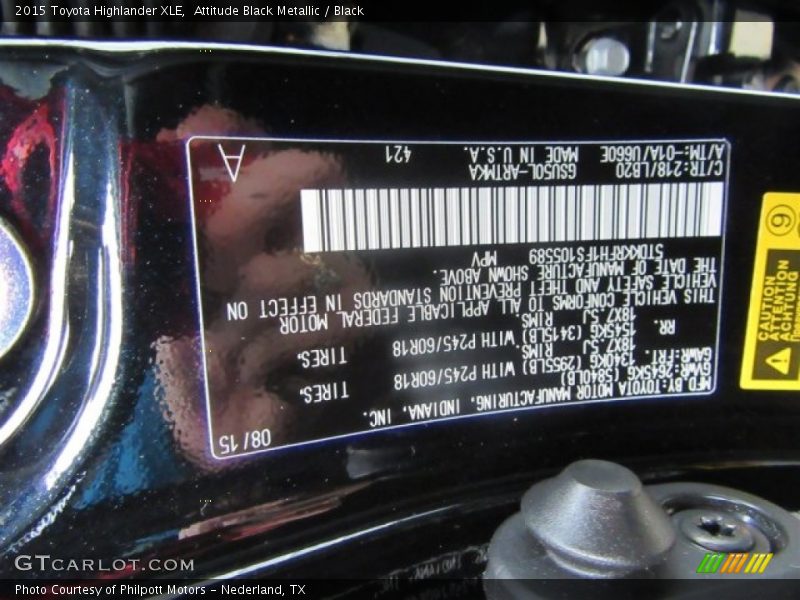 Attitude Black Metallic / Black 2015 Toyota Highlander XLE