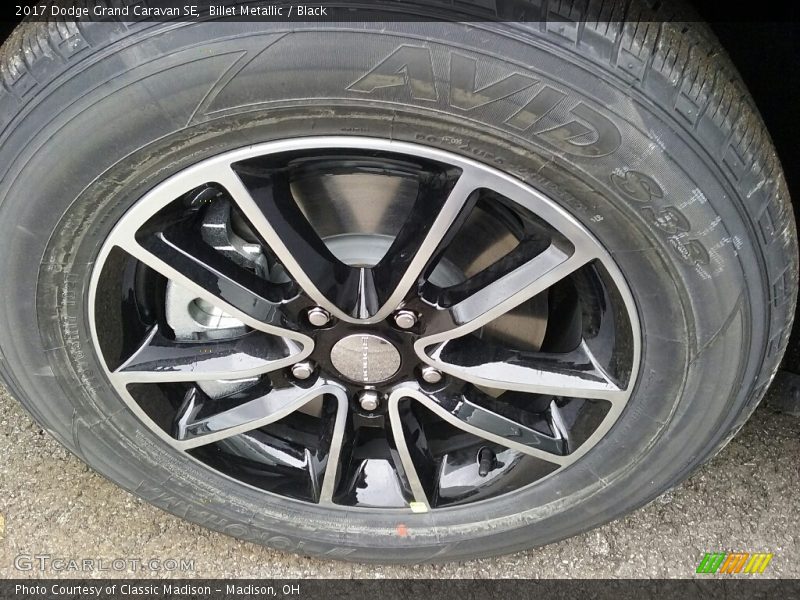 Billet Metallic / Black 2017 Dodge Grand Caravan SE