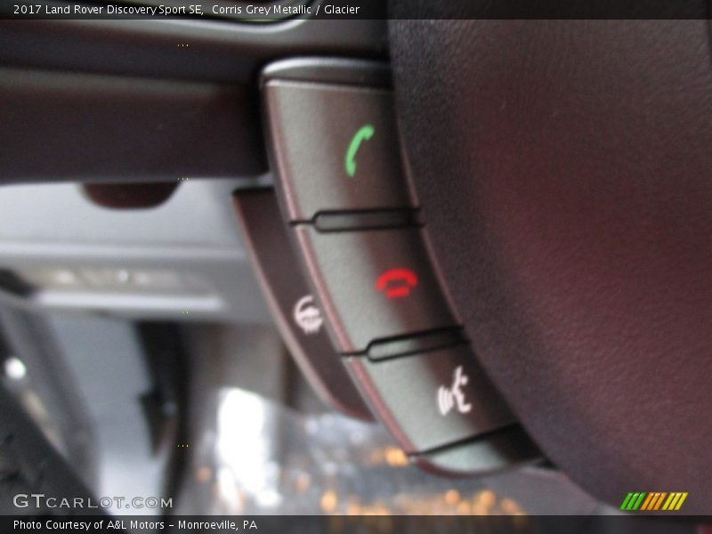 Corris Grey Metallic / Glacier 2017 Land Rover Discovery Sport SE