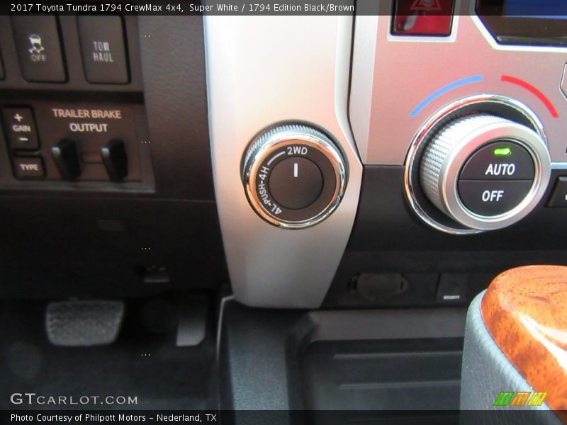 Super White / 1794 Edition Black/Brown 2017 Toyota Tundra 1794 CrewMax 4x4