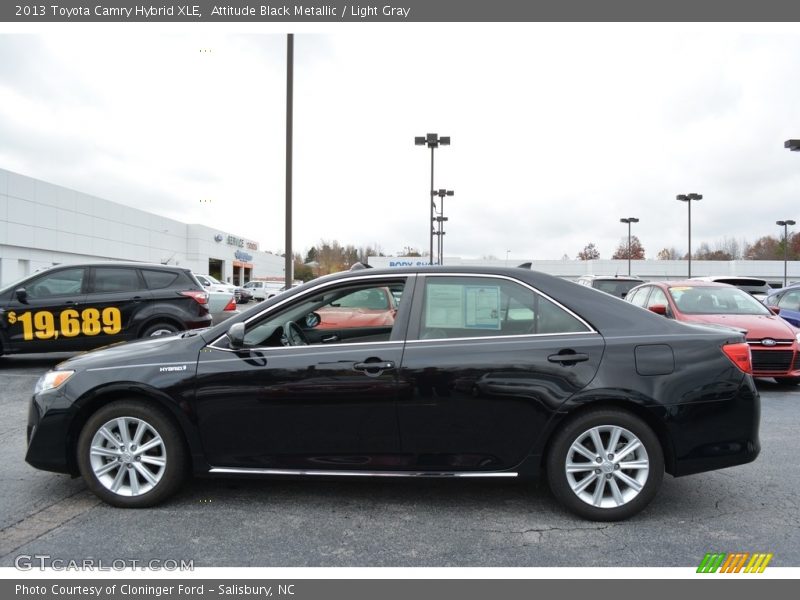 Attitude Black Metallic / Light Gray 2013 Toyota Camry Hybrid XLE