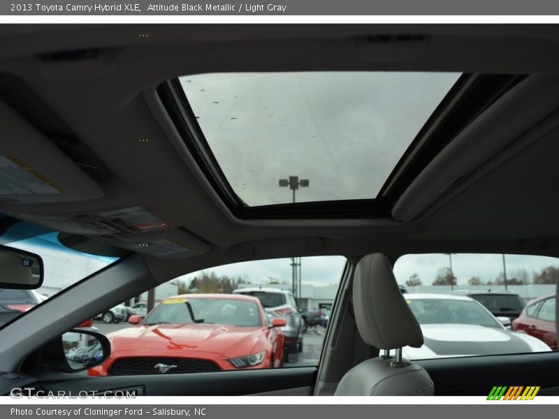 Attitude Black Metallic / Light Gray 2013 Toyota Camry Hybrid XLE