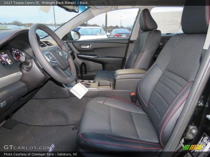 Midnight Black Metallic / Black 2017 Toyota Camry SE