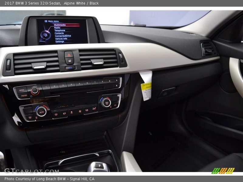 Alpine White / Black 2017 BMW 3 Series 320i Sedan