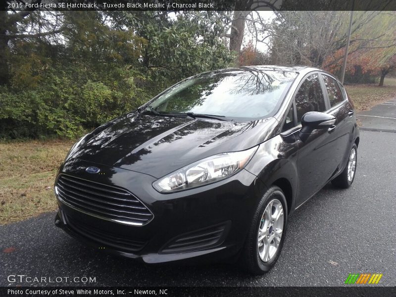 Tuxedo Black Metallic / Charcoal Black 2015 Ford Fiesta SE Hatchback