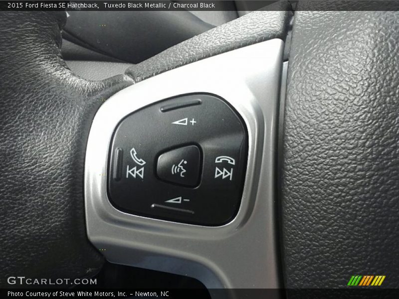 Tuxedo Black Metallic / Charcoal Black 2015 Ford Fiesta SE Hatchback