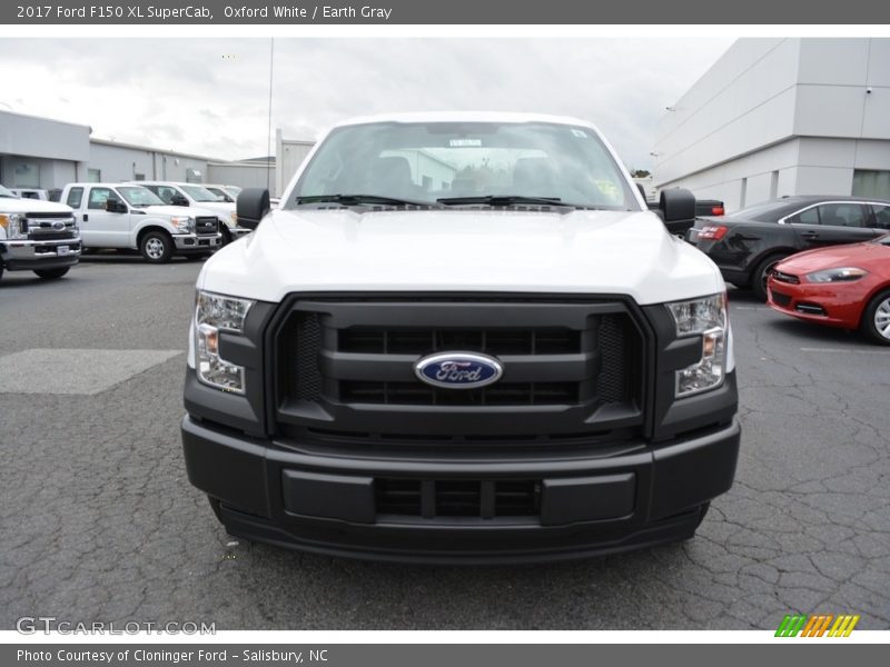 Oxford White / Earth Gray 2017 Ford F150 XL SuperCab