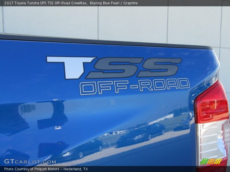  2017 Tundra SR5 TSS Off-Road CrewMax Logo