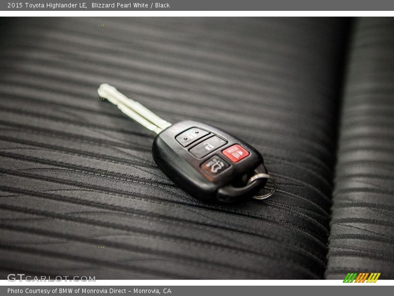 Blizzard Pearl White / Black 2015 Toyota Highlander LE