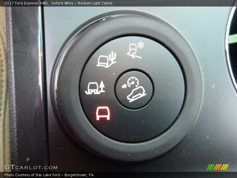 Oxford White / Medium Light Camel 2017 Ford Explorer 4WD