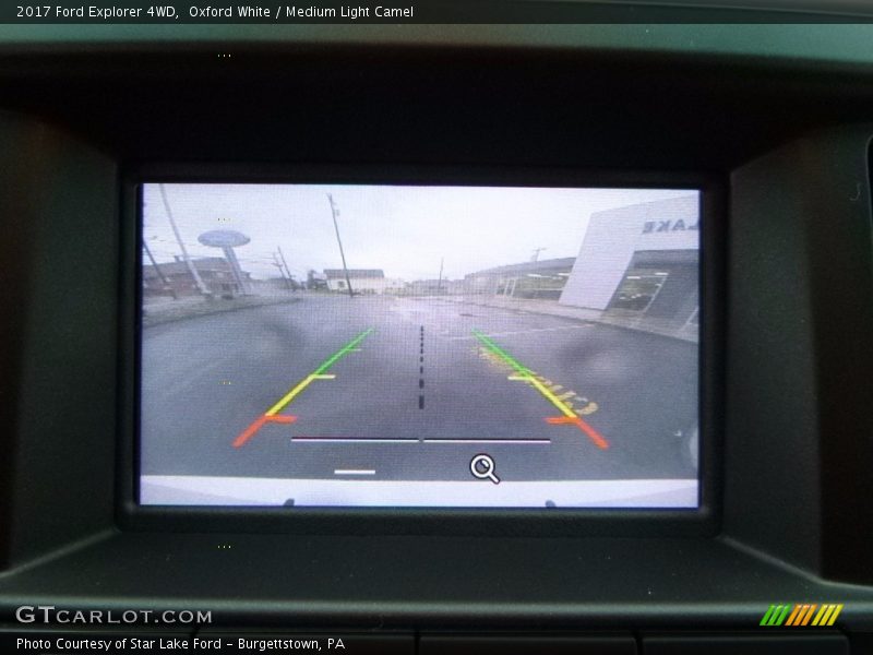 Oxford White / Medium Light Camel 2017 Ford Explorer 4WD