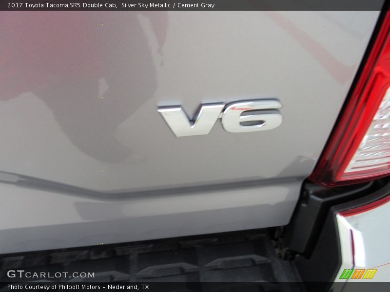 Silver Sky Metallic / Cement Gray 2017 Toyota Tacoma SR5 Double Cab