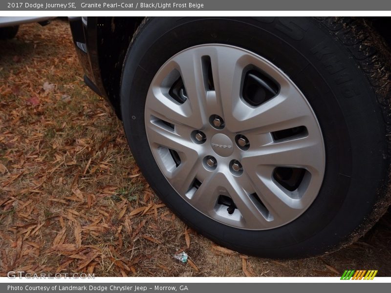 Granite Pearl-Coat / Black/Light Frost Beige 2017 Dodge Journey SE