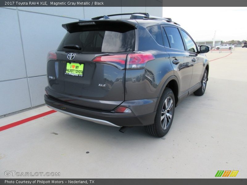 Magnetic Gray Metallic / Black 2017 Toyota RAV4 XLE