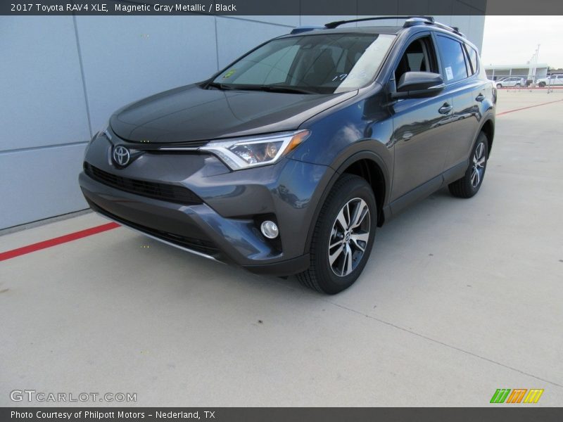 Front 3/4 View of 2017 RAV4 XLE
