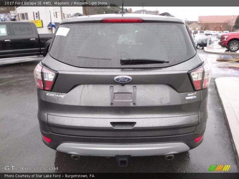 Magnetic / Medium Light Stone 2017 Ford Escape SE 4WD