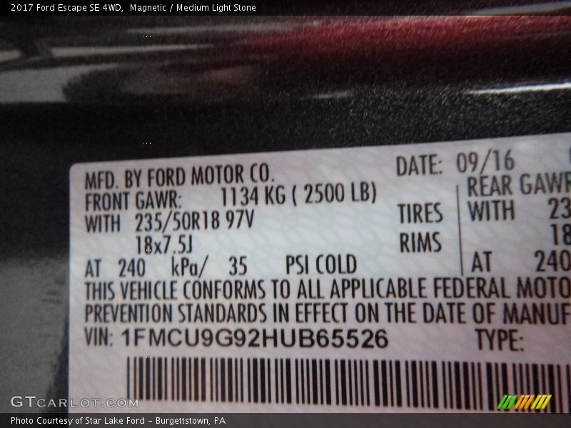 Magnetic / Medium Light Stone 2017 Ford Escape SE 4WD