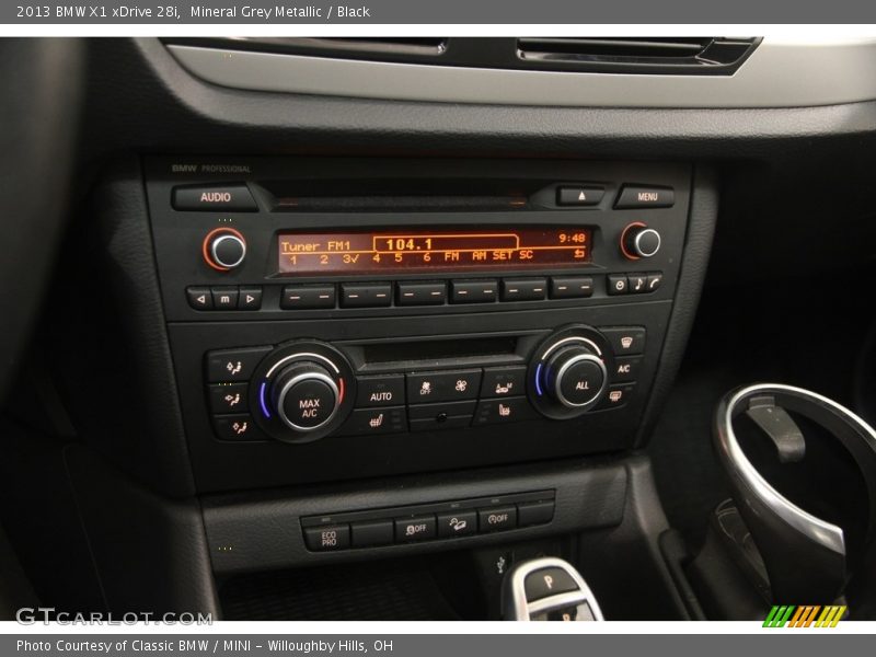 Mineral Grey Metallic / Black 2013 BMW X1 xDrive 28i