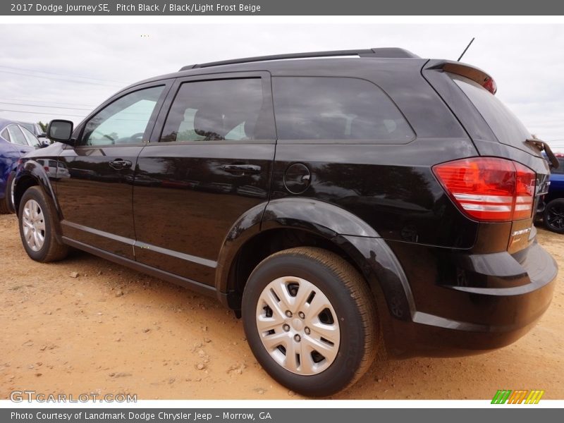 Pitch Black / Black/Light Frost Beige 2017 Dodge Journey SE