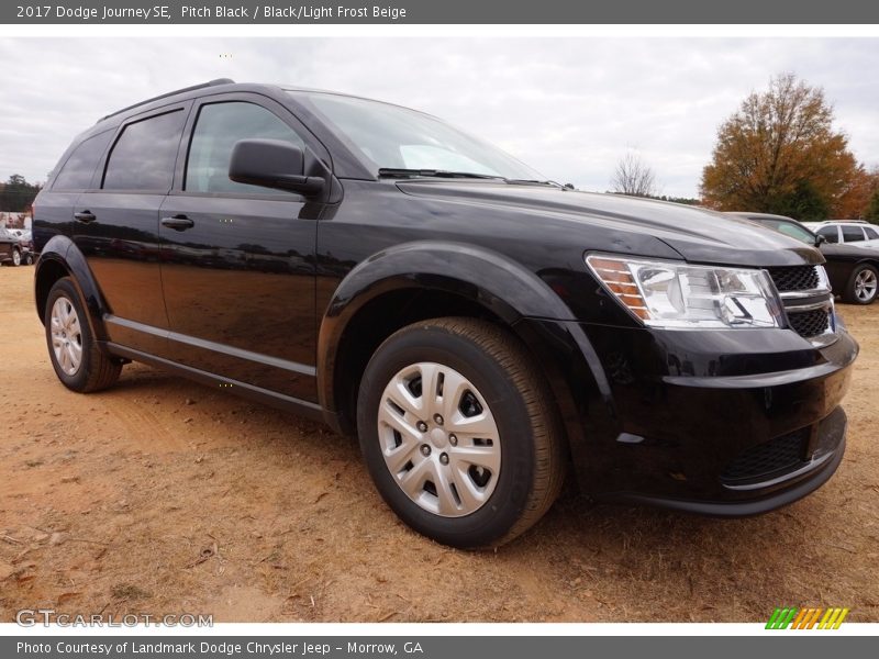 Pitch Black / Black/Light Frost Beige 2017 Dodge Journey SE