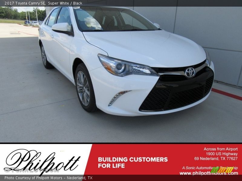 Super White / Black 2017 Toyota Camry SE