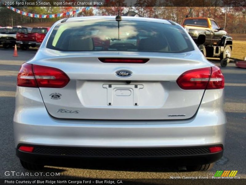 Ingot Silver / Charcoal Black 2016 Ford Focus S Sedan