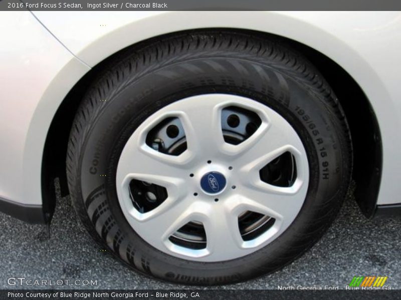 Ingot Silver / Charcoal Black 2016 Ford Focus S Sedan