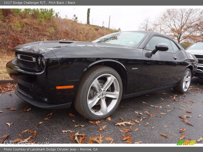 Pitch Black / Black 2017 Dodge Challenger R/T