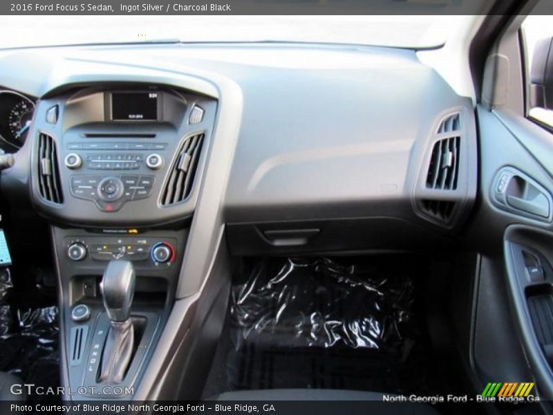 Ingot Silver / Charcoal Black 2016 Ford Focus S Sedan
