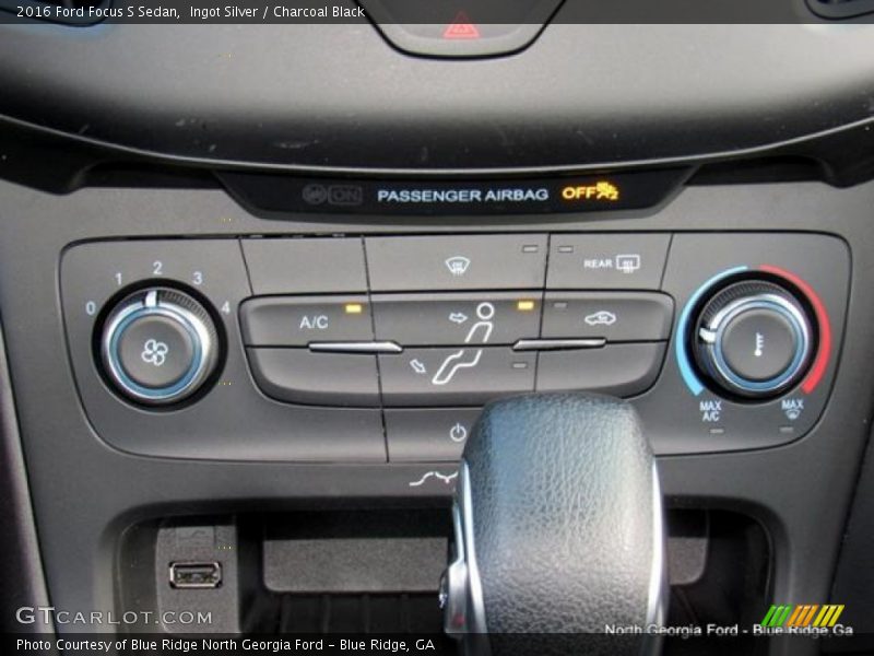 Ingot Silver / Charcoal Black 2016 Ford Focus S Sedan