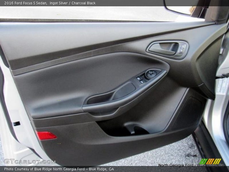 Ingot Silver / Charcoal Black 2016 Ford Focus S Sedan