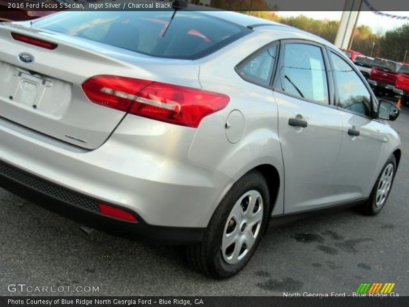 Ingot Silver / Charcoal Black 2016 Ford Focus S Sedan