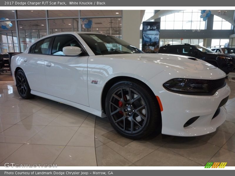 Front 3/4 View of 2017 Charger R/T Scat Pack