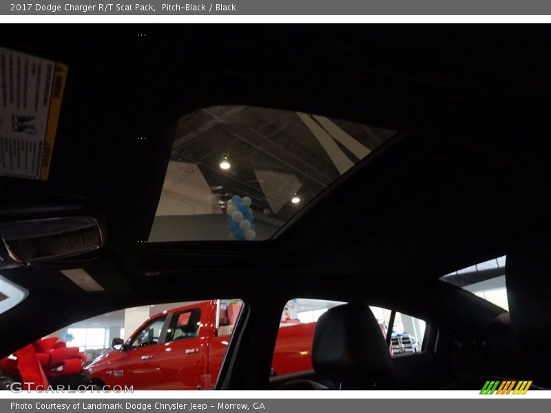 Pitch-Black / Black 2017 Dodge Charger R/T Scat Pack