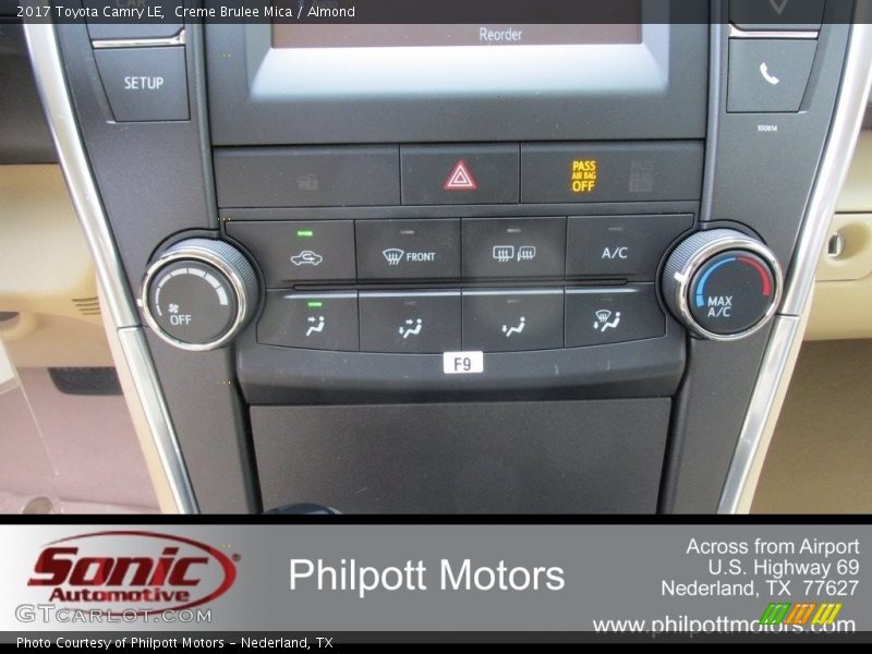 Creme Brulee Mica / Almond 2017 Toyota Camry LE