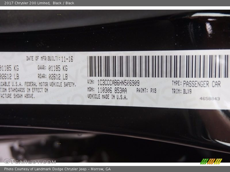 Black / Black 2017 Chrysler 200 Limited