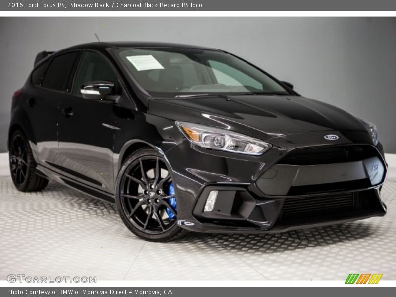 Front 3/4 View of 2016 Focus RS